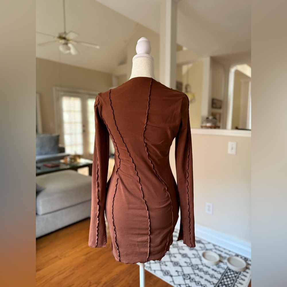 Oh Polly Chocolate Long Sleeve Dress - Picture 4 of 8